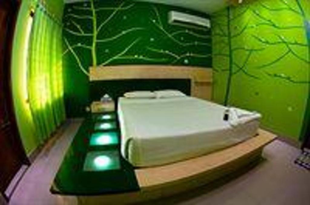 Hotel Tropical Daisy Dhaka Exterior foto